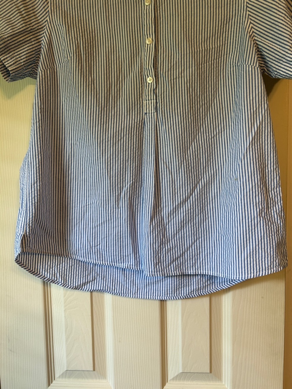 🧨 $10 Sale L.L. Bean blue white stripe shirt - Picture 4 of 5